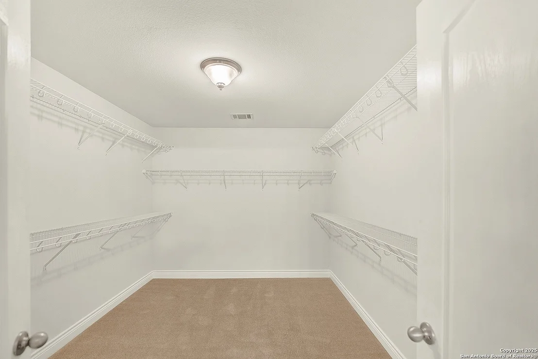 Photo of 213 SPICE OAK LN