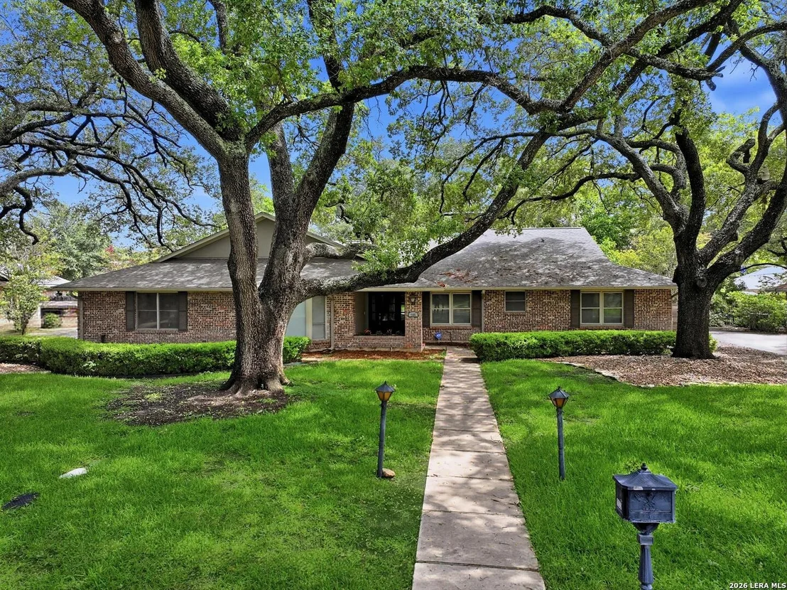 Photo of 105 Cobblestone