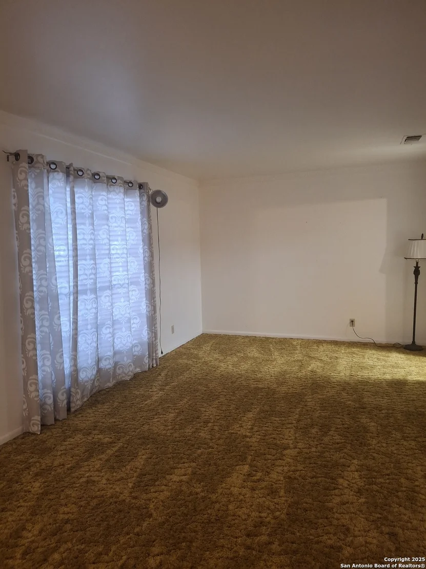 Photo of 3601 Vinecrest