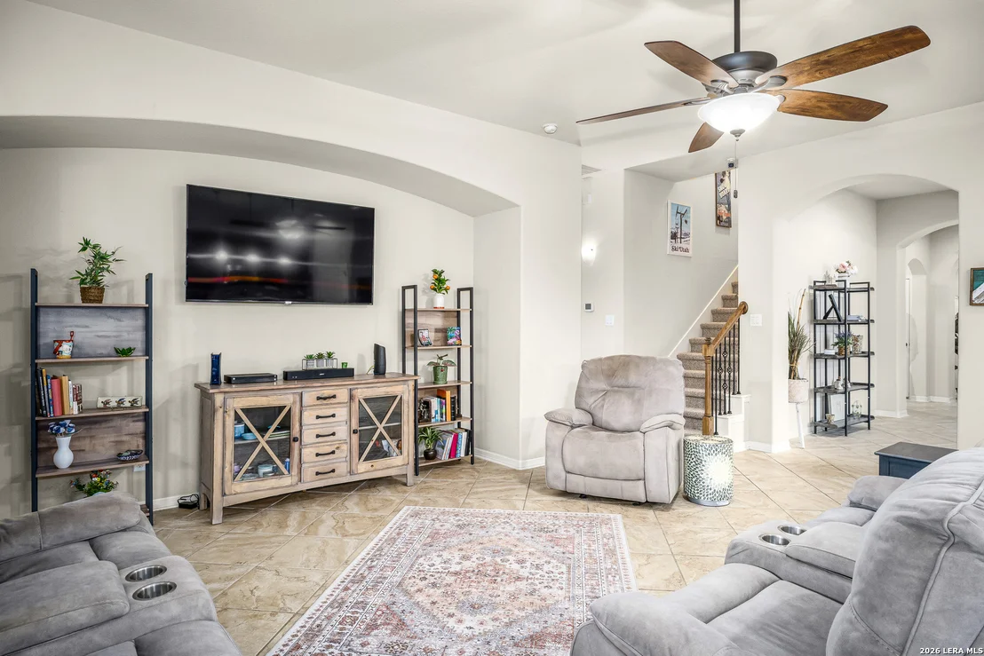 Photo of 824 Water Oak