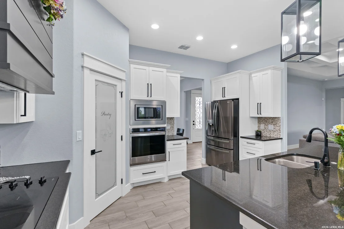 Photo of 9991 Crow Ln