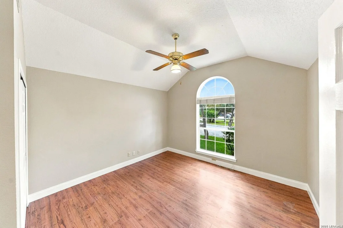 Photo of 4011 LEGEND RANCH DR