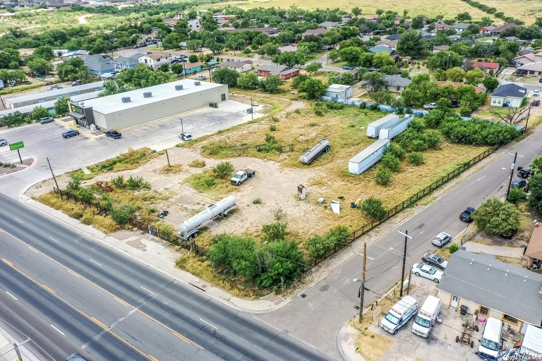 Photo of 2719 DEL RIO BLVD