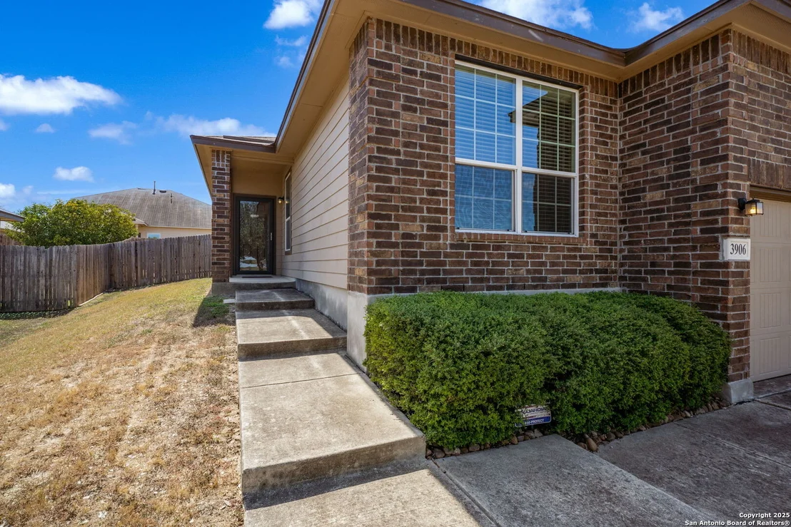 Photo of 3906 Adair Blf