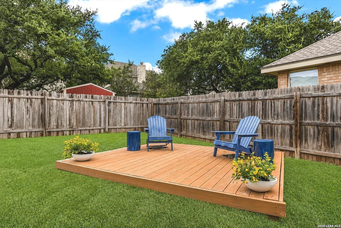 Photo of 26603 Redstone Hill