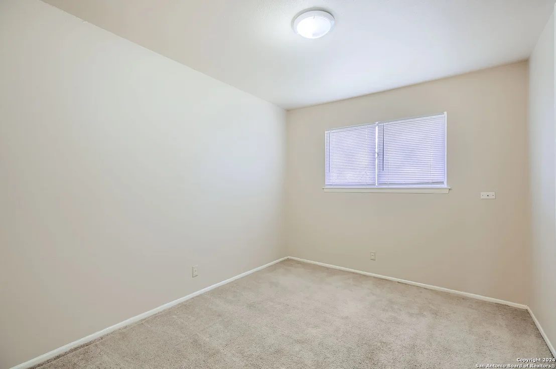 Photo of 7131 Glen Grove