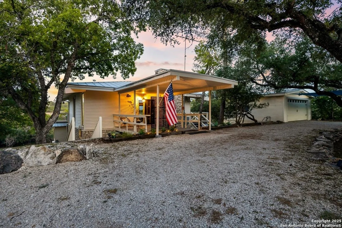 Photo of 4250 Tanglewood Trl