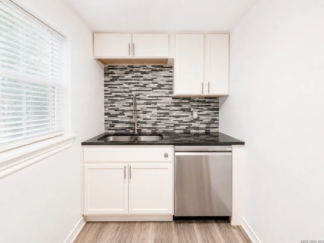 Photo of 3202 Thrush Bend