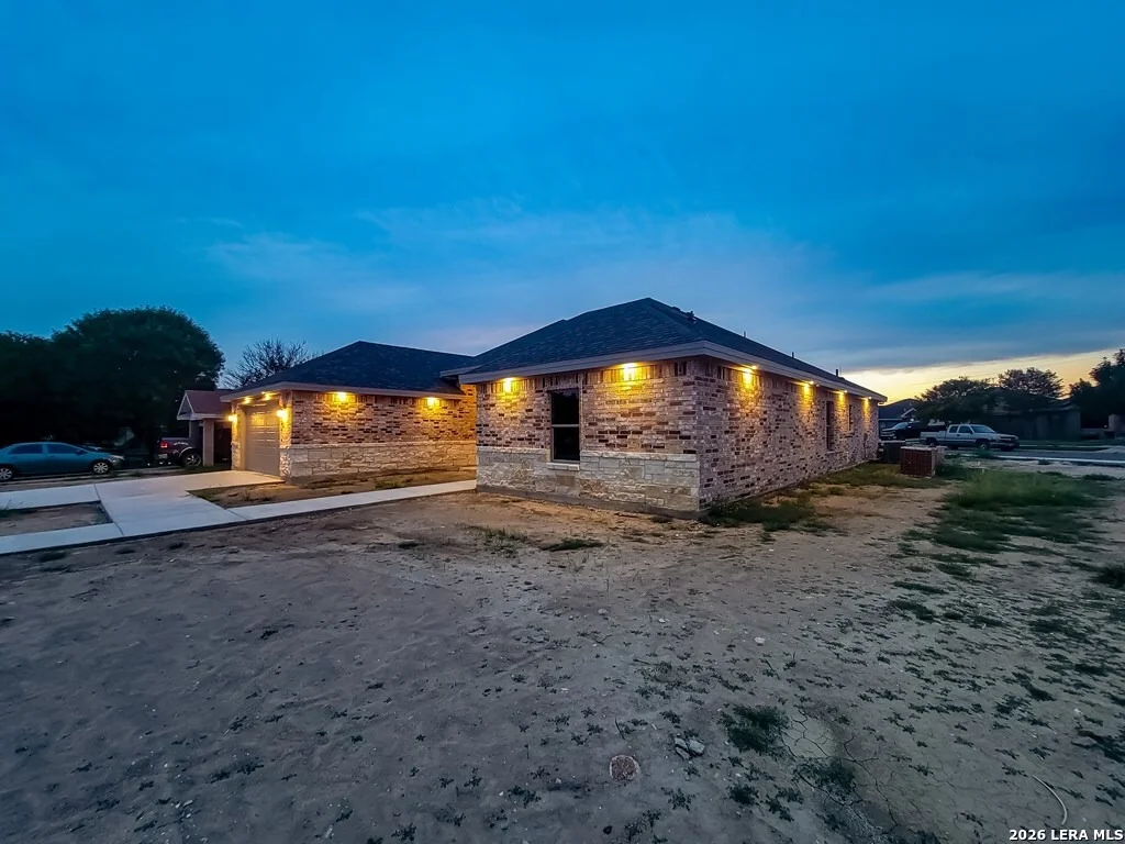 Photo of 2271 MONTANA DR