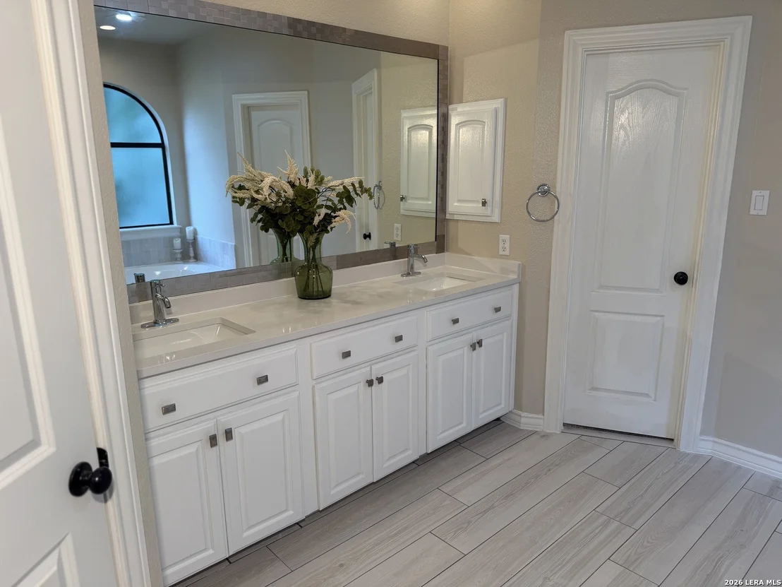 Photo of 1202 Hymeadow
