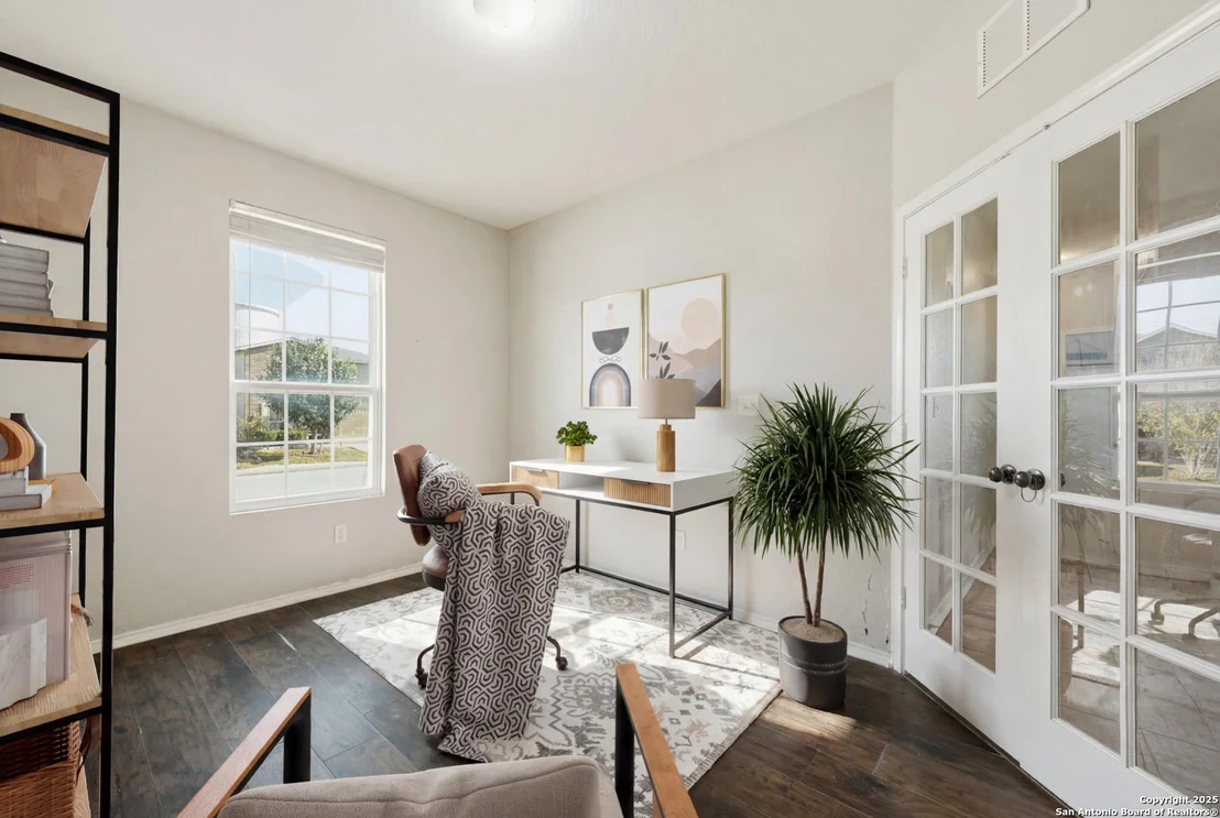 Photo of 24267 Invitation Oak