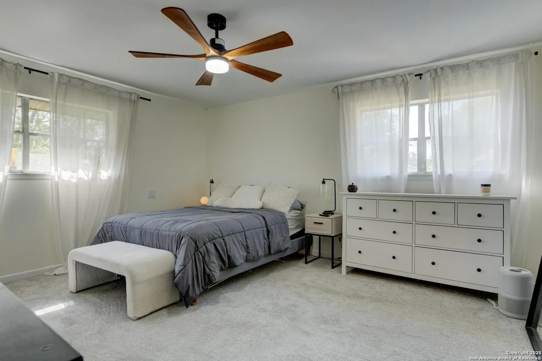 Photo of 5018 Risada