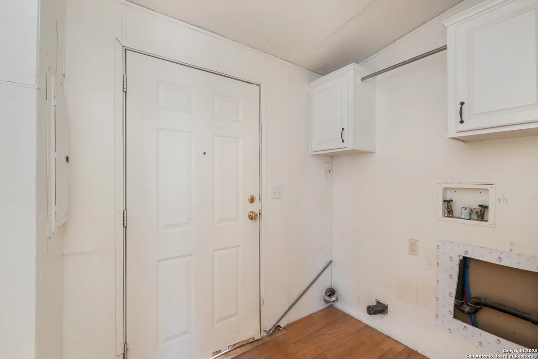 Photo of 985 County Road 307