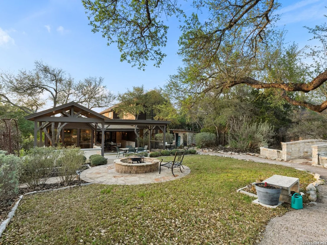 Photo of 1146 VICTORIA LN
