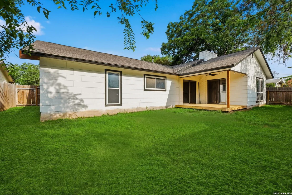 Photo of 12710 La Quinta