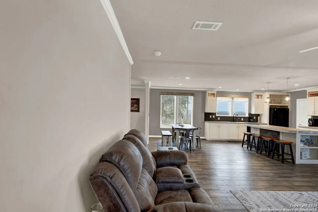Photo of 1685 BROAD OAK DR