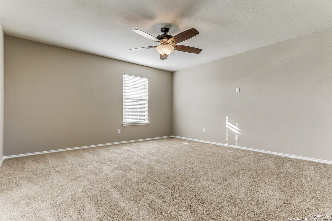 Photo of 24242 INVITATION OAK