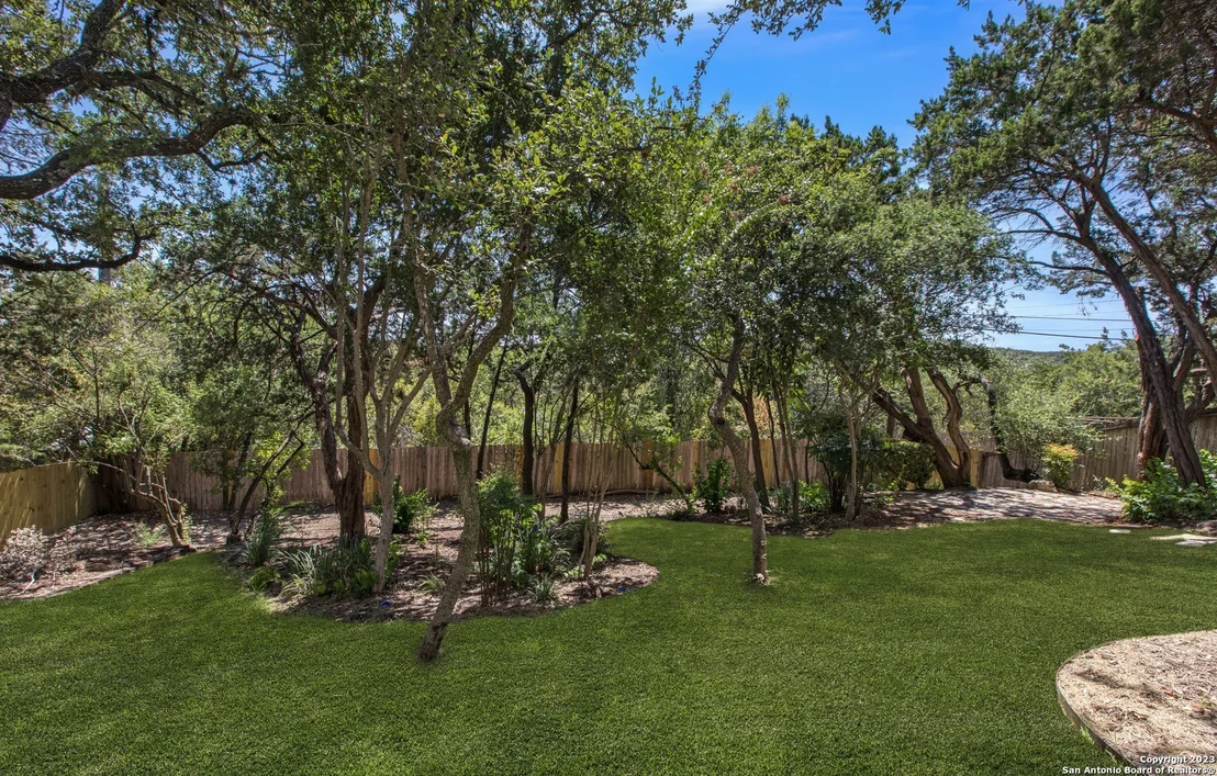 Photo of 16019 CHASE HILL BLVD
