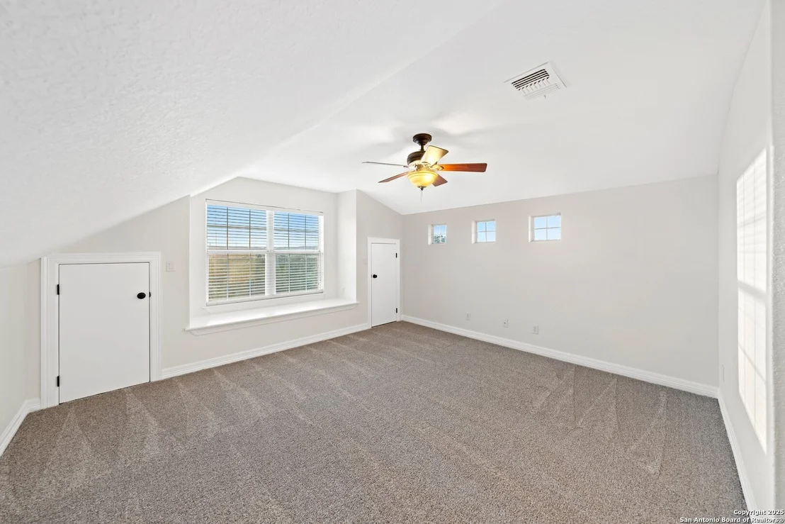 Photo of 154 Lake View Dr