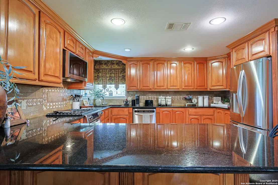 Photo of 2697 Oak Grove