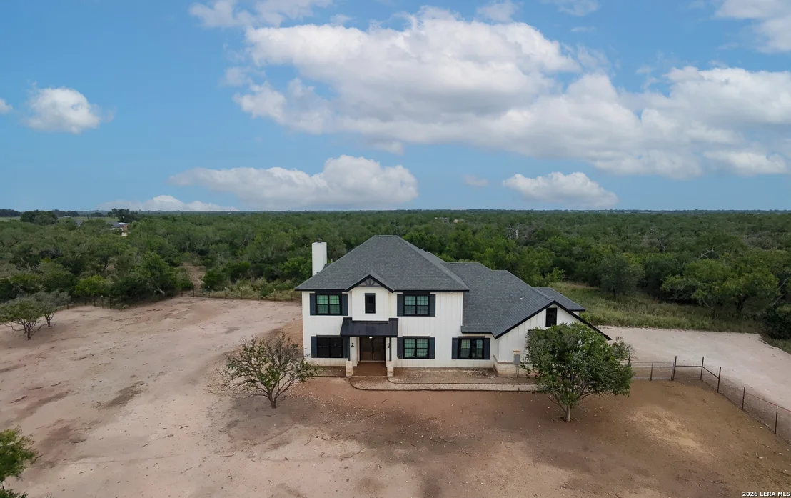Photo of 914 County Road 7718