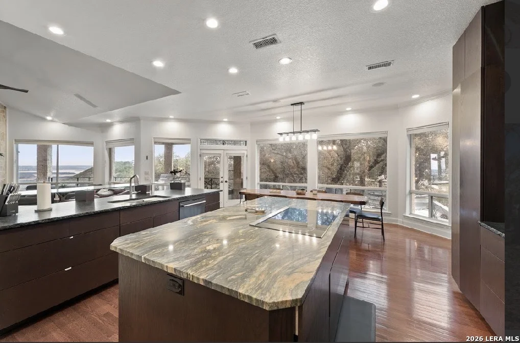 Photo of 120 Eagle Cliff Cir