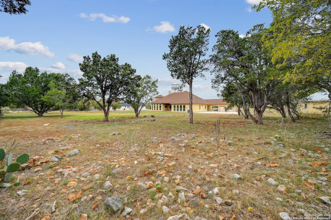 Photo of 27418 PARKWEG LOOP