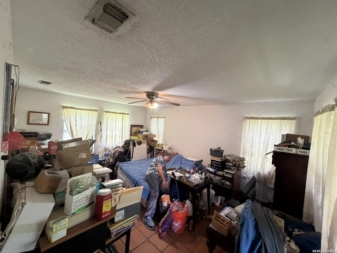 Photo of 23798 MATHIS RD