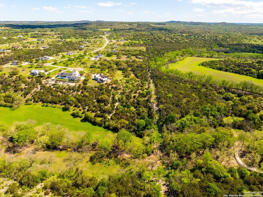 Photo of 98 SABINAS RIDGE RD
