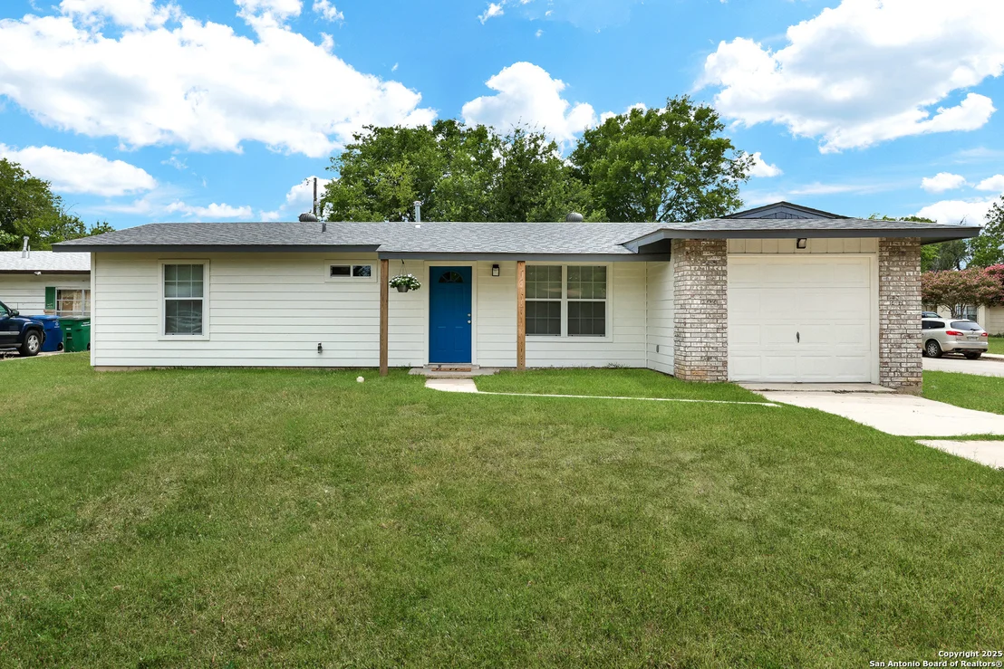 Photo of 6820 Mountain Park