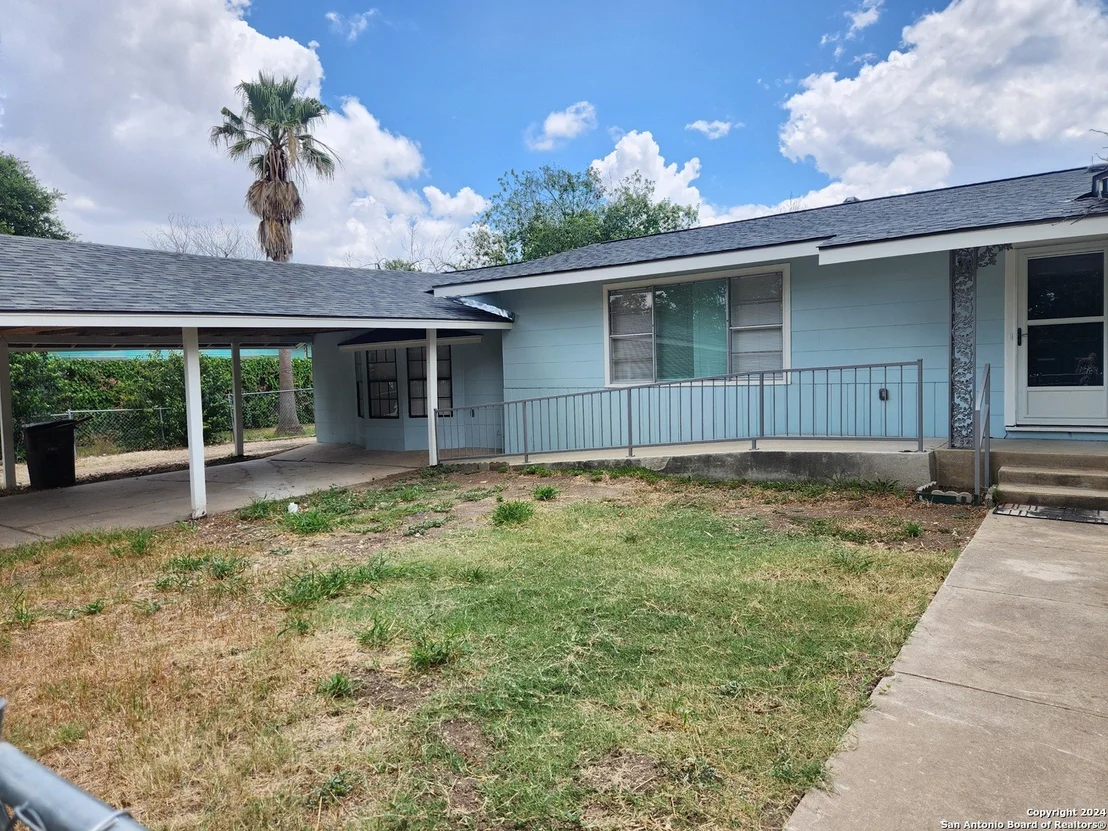 Photo of 224 GROBE DR
