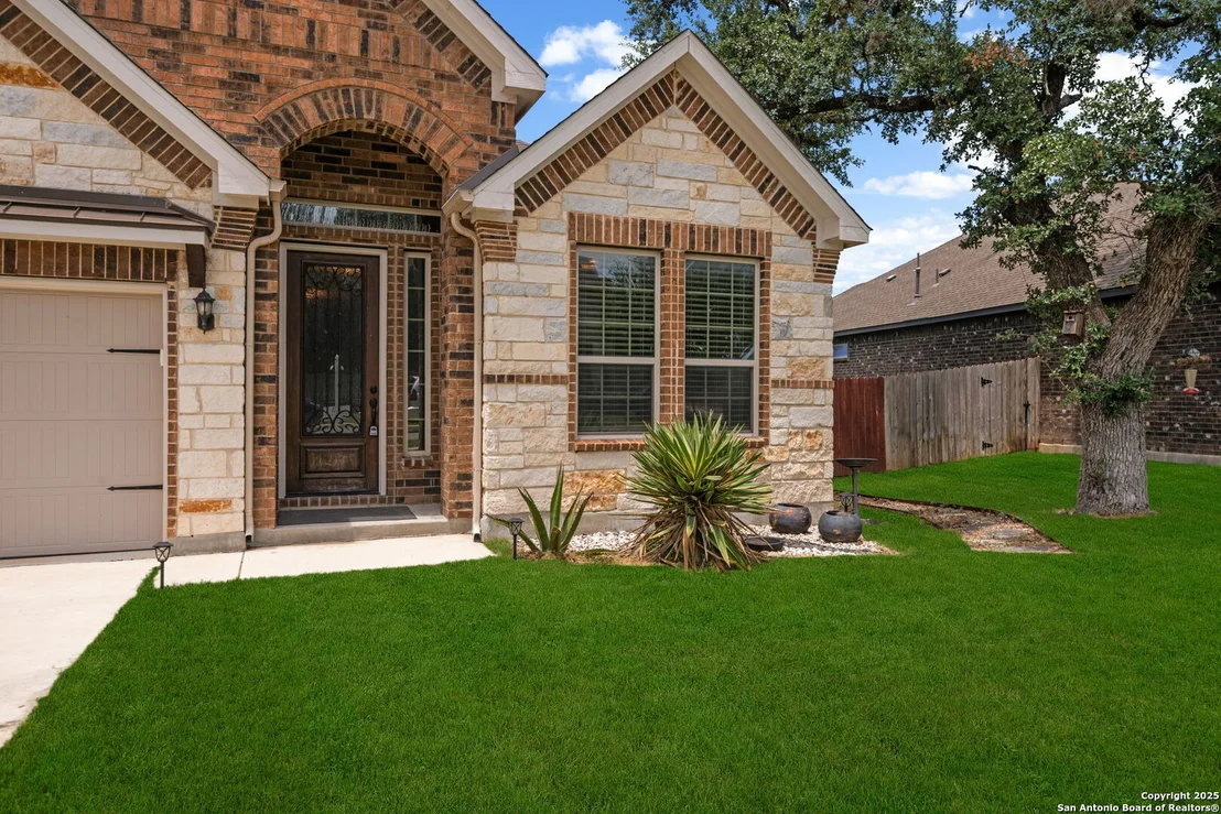 Photo of 122 Noble Woods