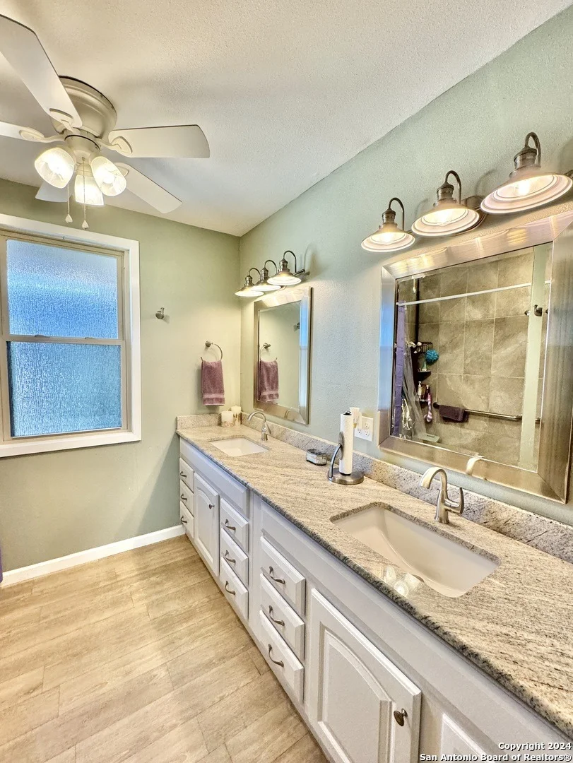 Photo of 110 Cristol Dr