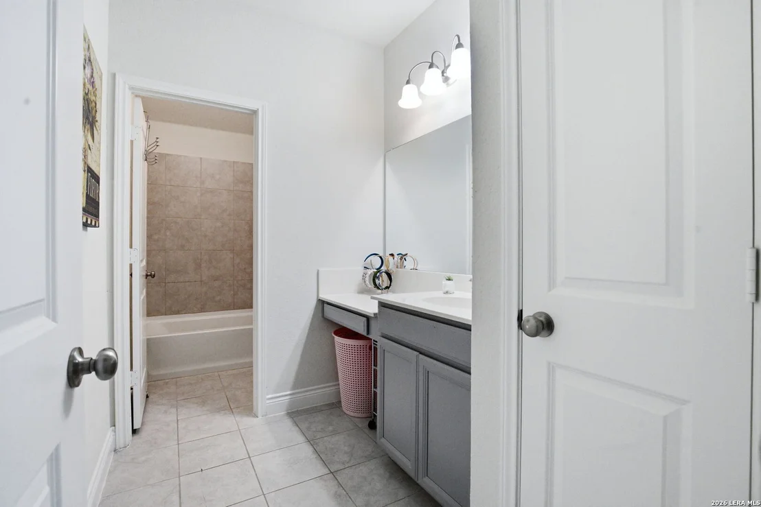 Photo of 27321 Pollock