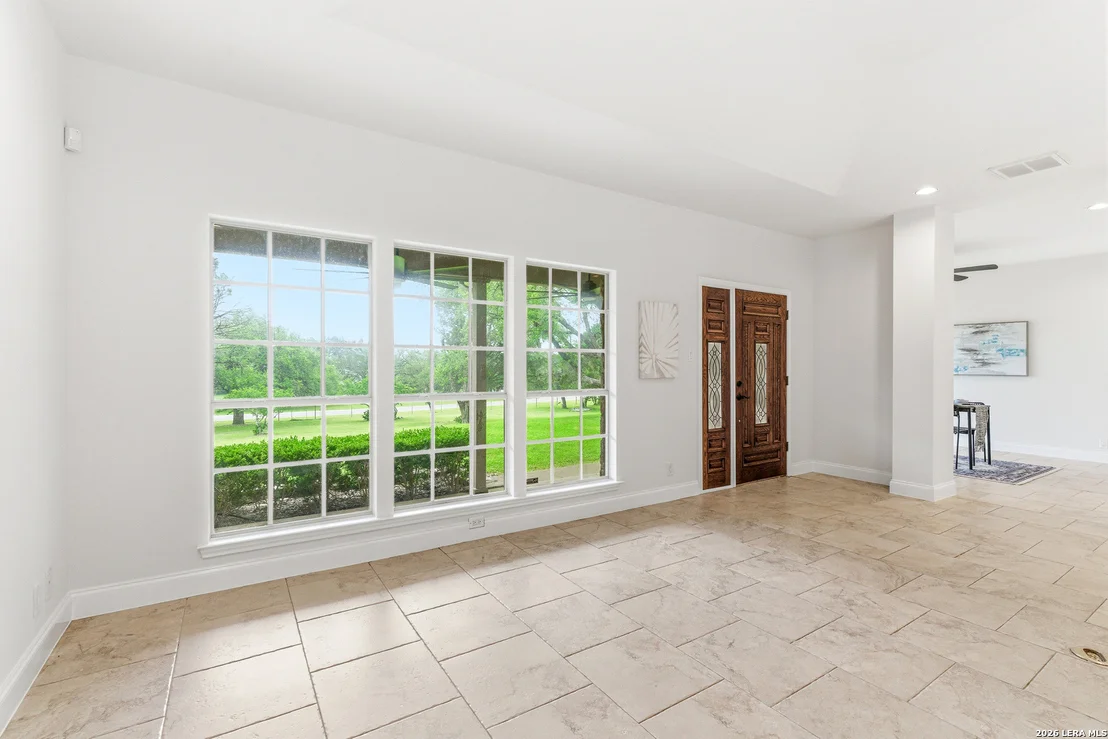 Photo of 180 Saur Rd