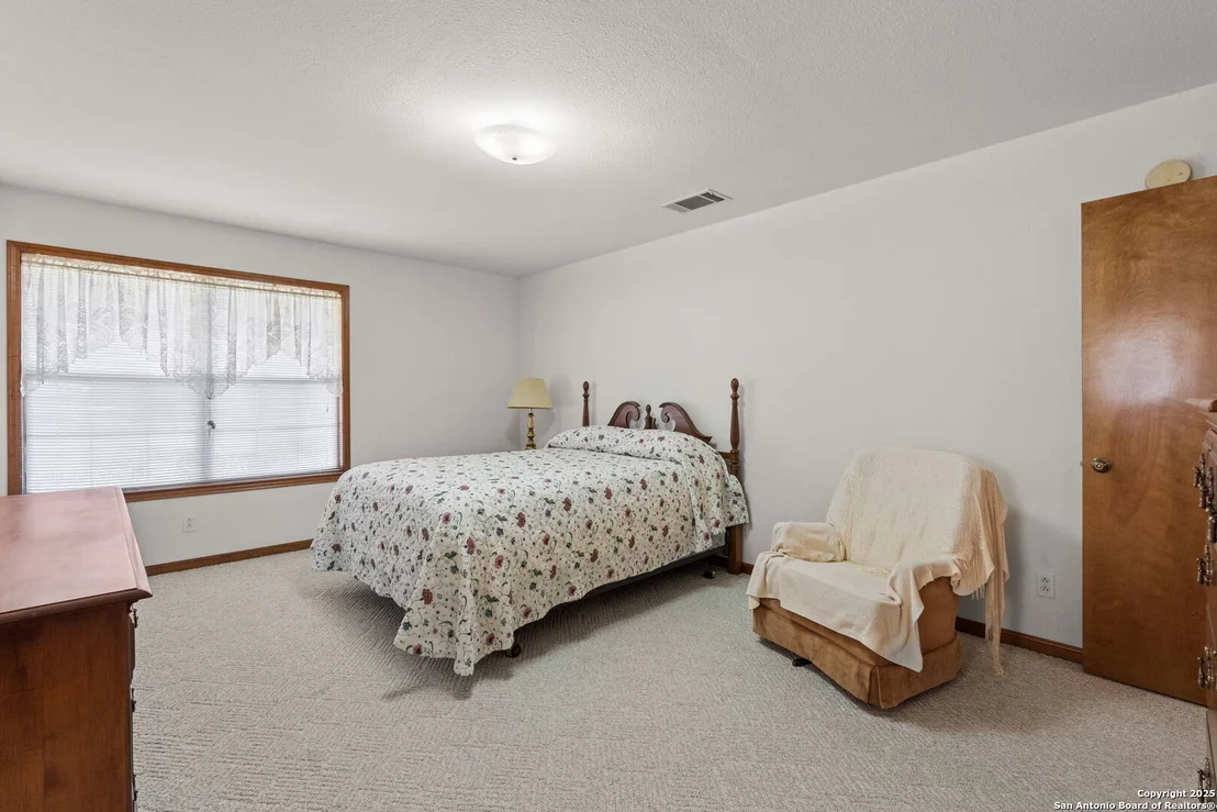 Photo of 1315 Walter Ellison
