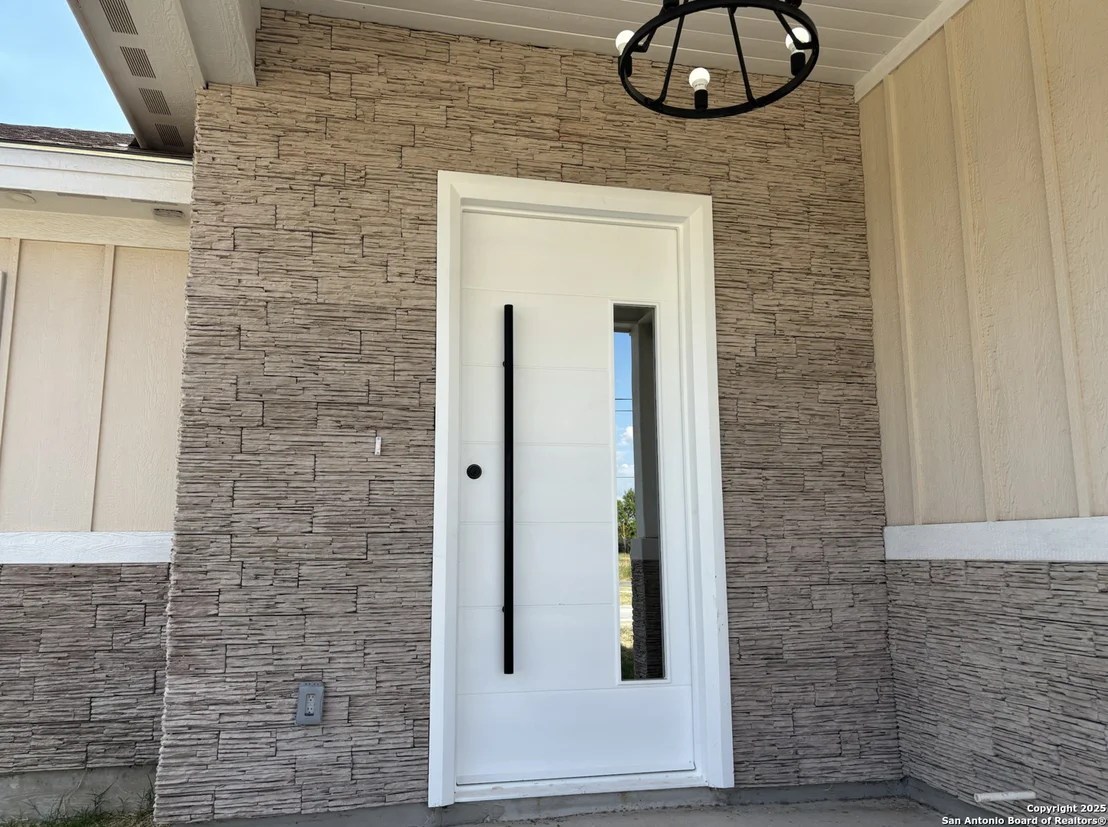 Photo of 809 N CAMP STREET