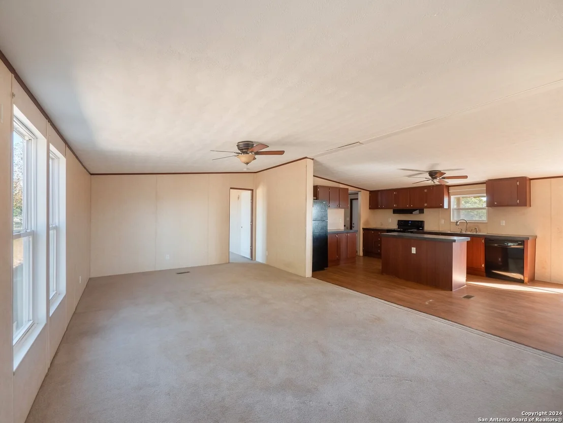 Photo of 112 Rolling Hills Dr