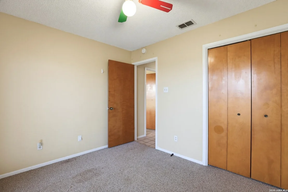 Photo of 340 Joy Dr