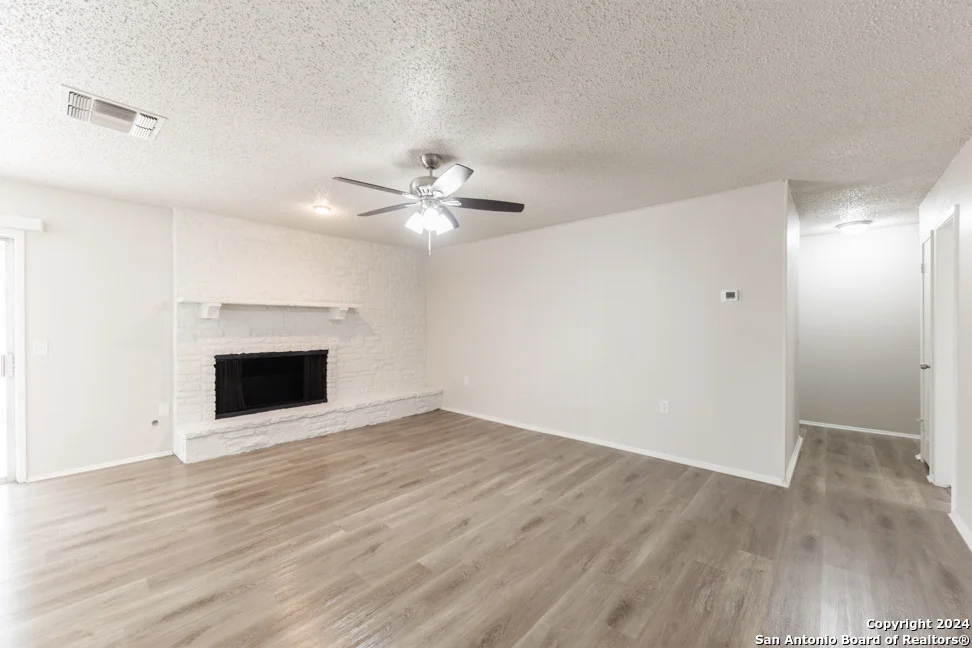 Photo of 5839 FORT STANWIX ST