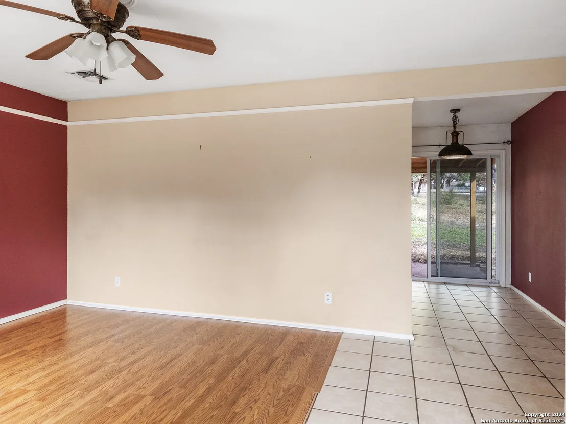 Photo of 404 WEDGEWOOD WAY
