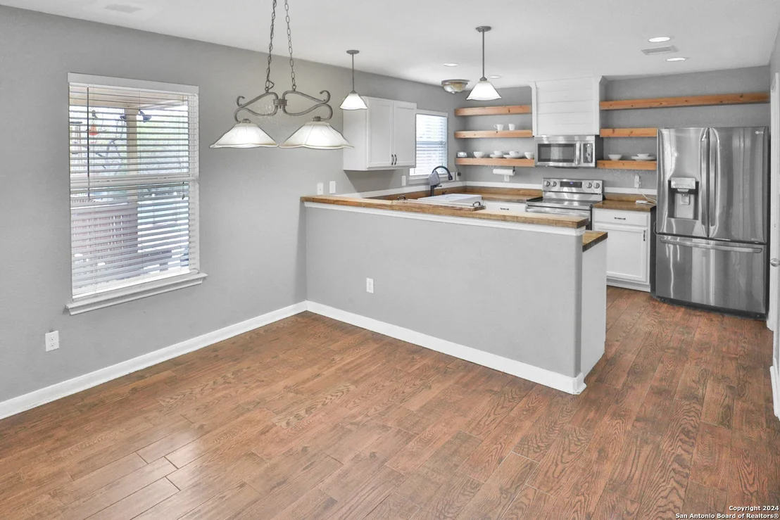 Photo of 14914 BECKER BND