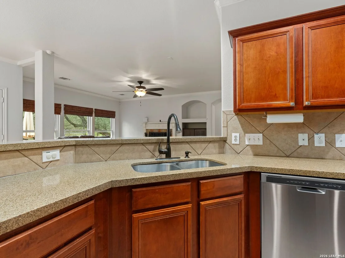 Photo of 703 STABLE GLEN DR