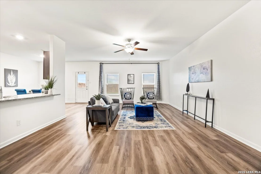 Photo of 3947 Trail De Paris