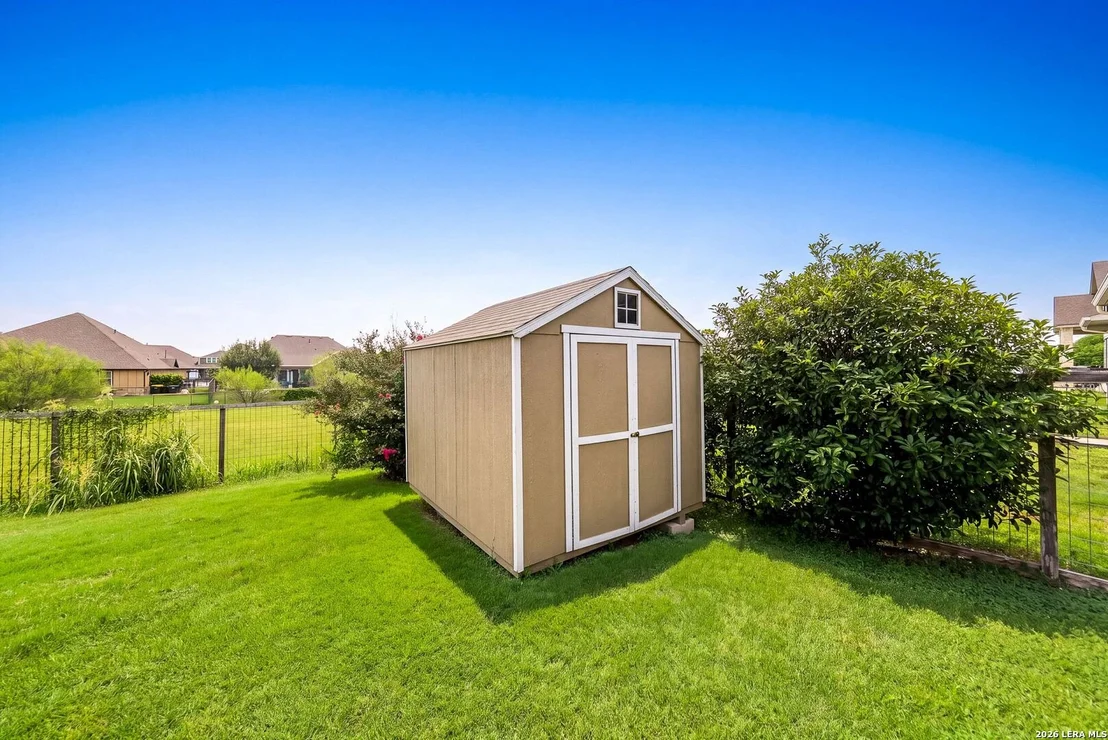 Photo of 11812 Field Bend