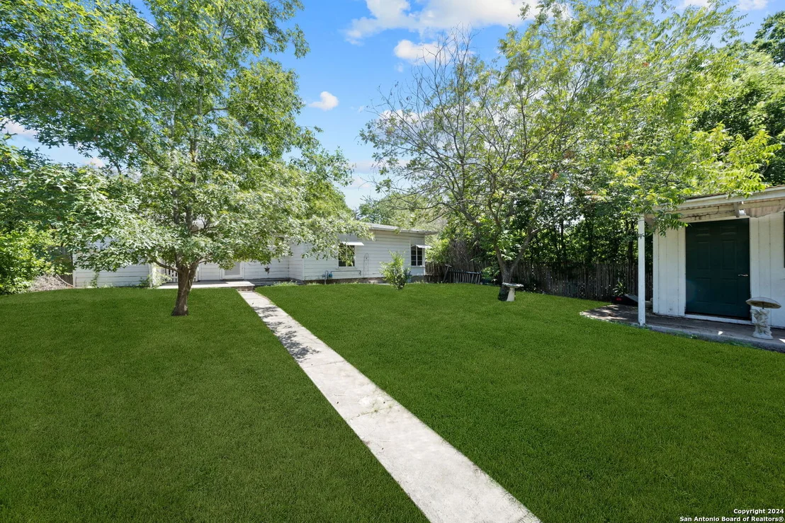 Photo of 434 Sumner Dr