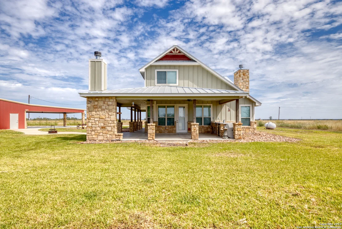 Photo of 2371 N Ranch Road 187