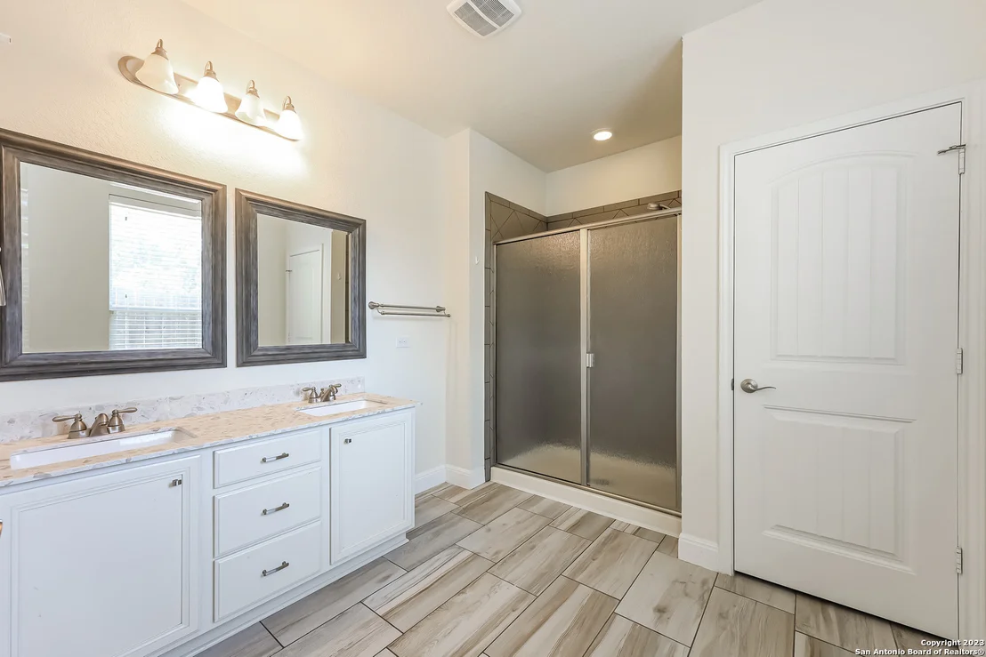 Photo of 13322 Chalk Hill