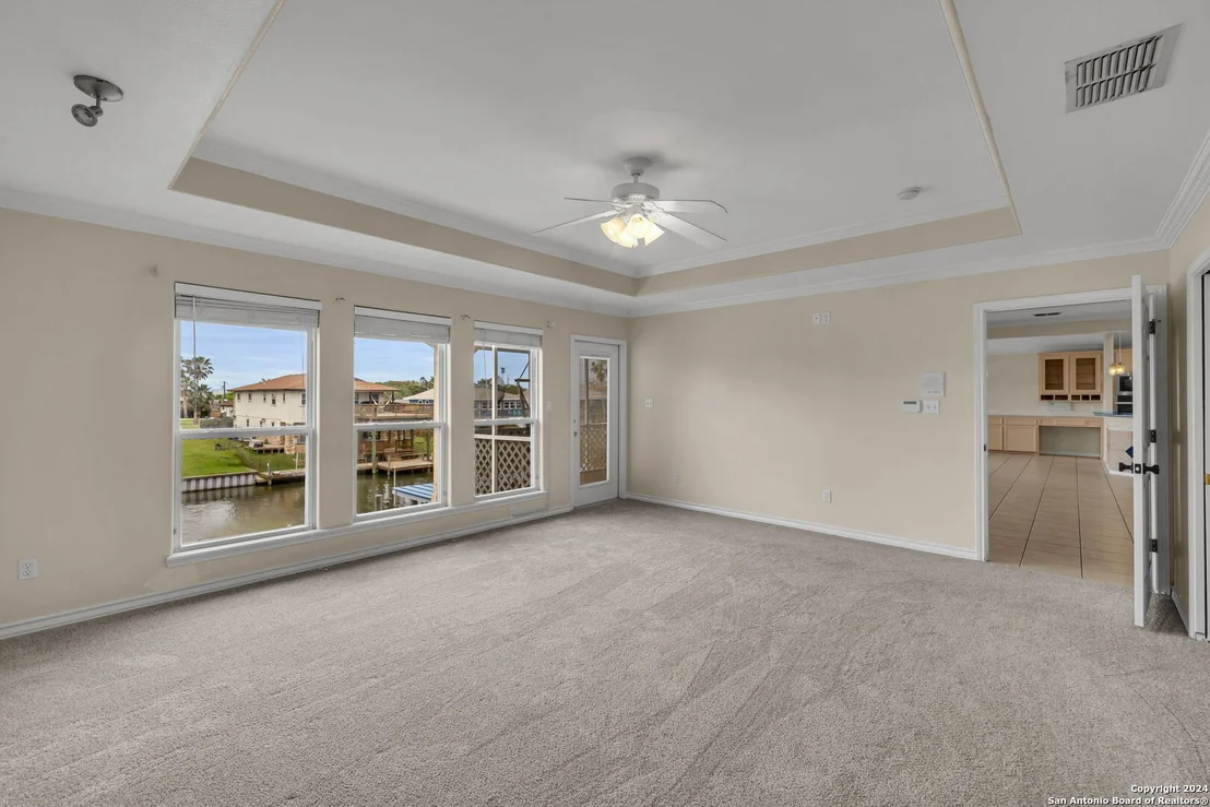 Photo of 162 Whiteley Dr