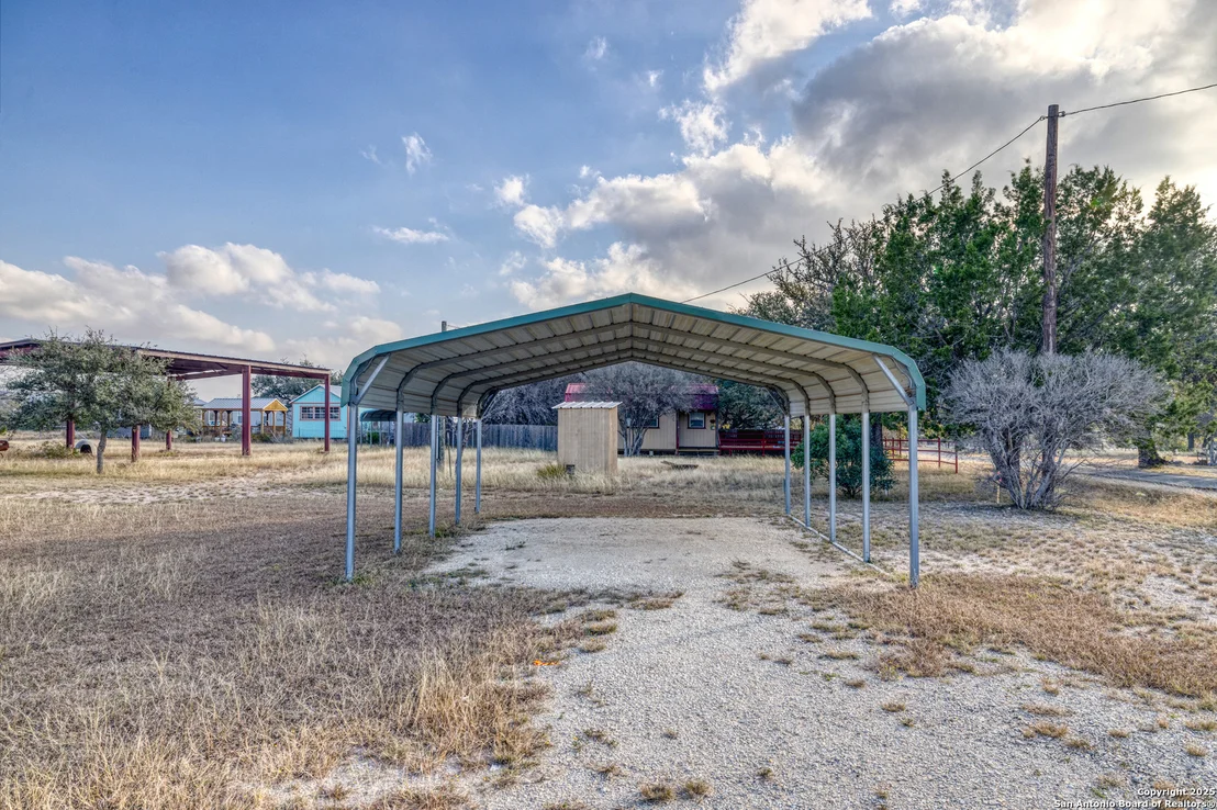 Photo of 33 N River View Road